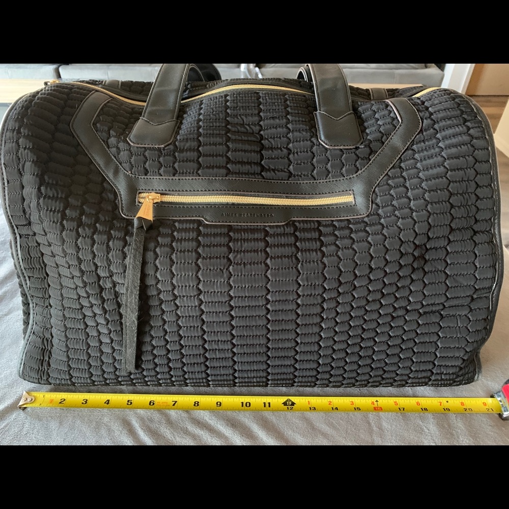 Aimee Kestenberg quilted travel bag. NWOT